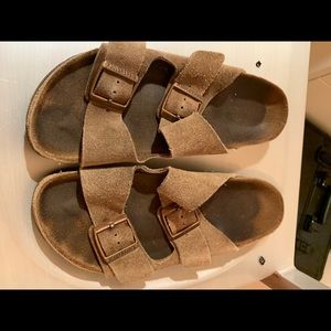 *used* but COMFY birkenstocks